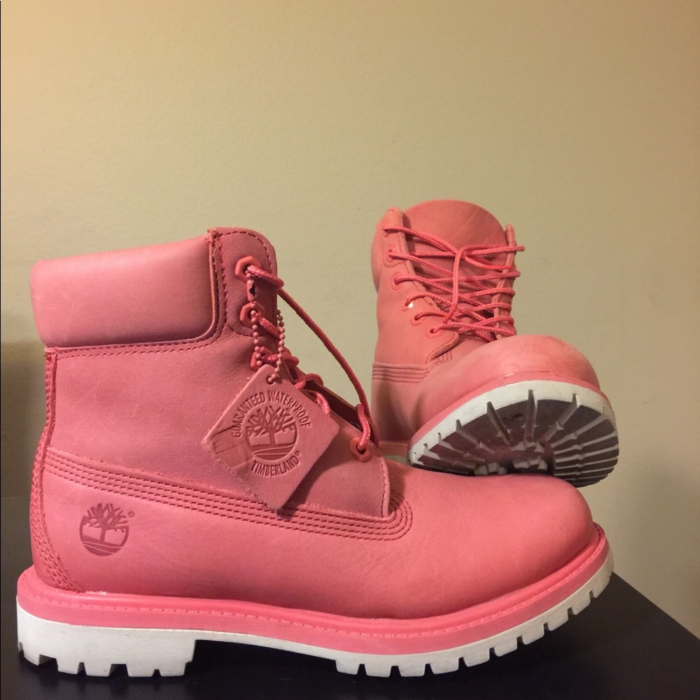 RosePink Timberlands. Size 8 Women’s